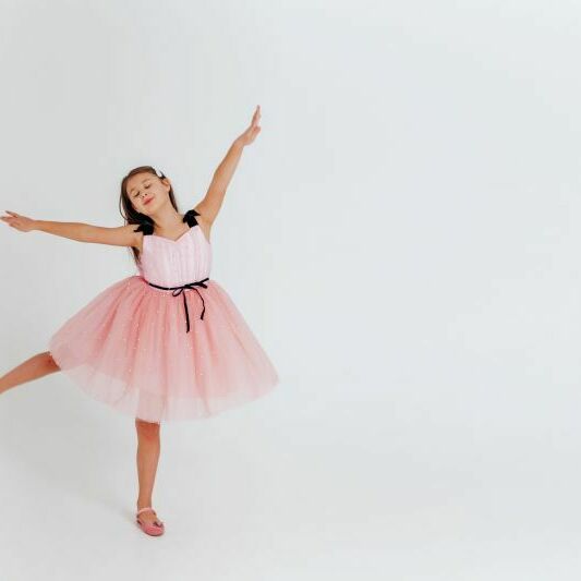 Танцуешь В Розовом Платье фото 17