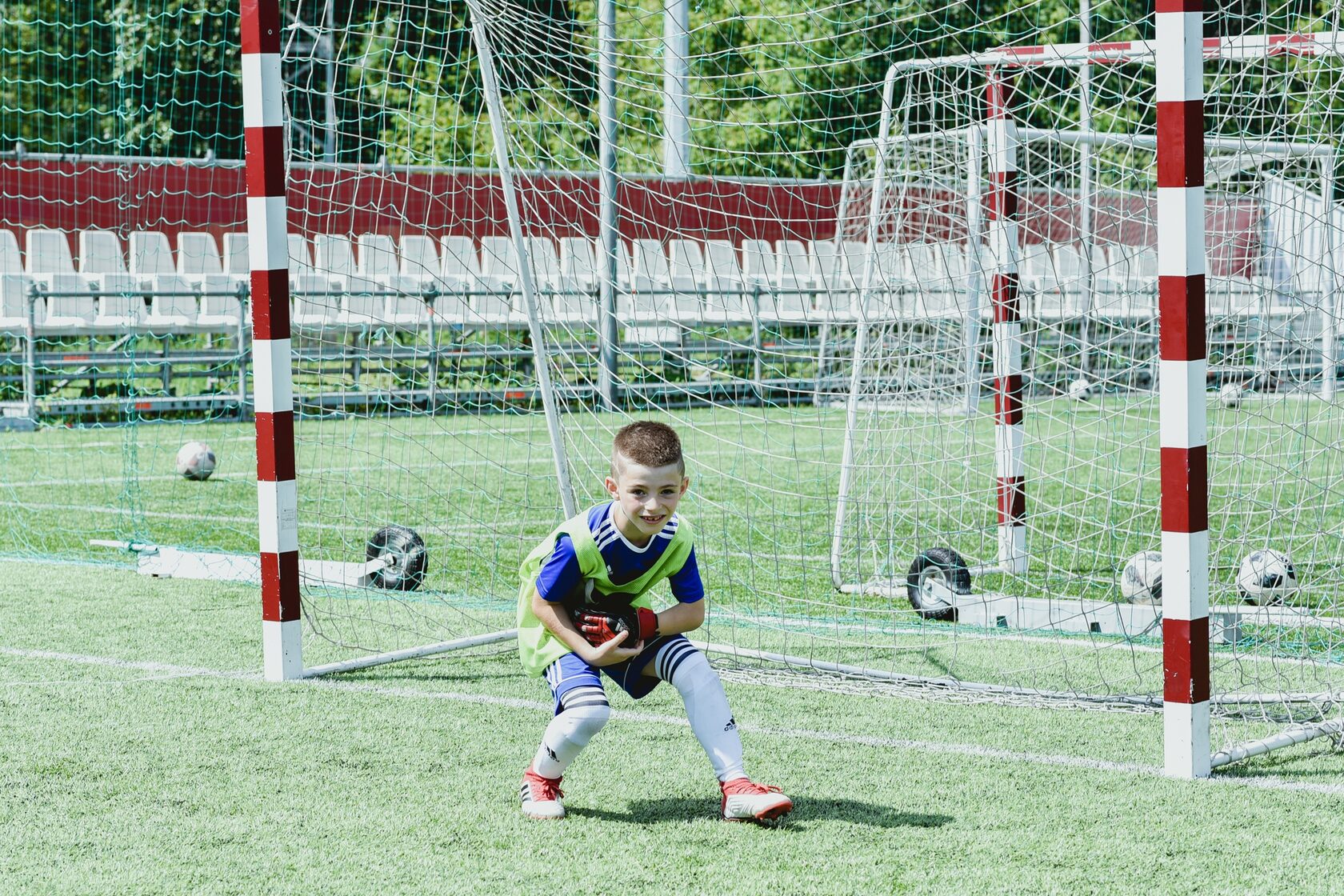 Школа вратарей First Save Future FC Киевская для детей с 6 до 18 лет -  запись на занятия, расписание, цена