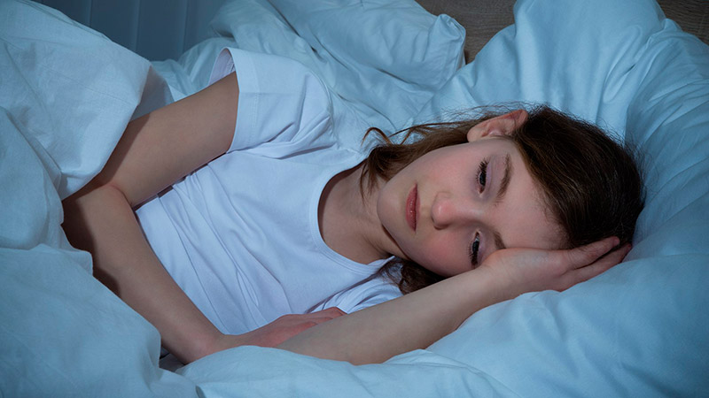 Сколько должен спать подросток в 15 лет