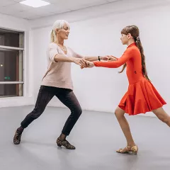 Студия спортивных бальных танцев «Лотос» (Ясенево)