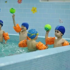 Школа плавания "Кроль" (Бассейн "Academkids")
