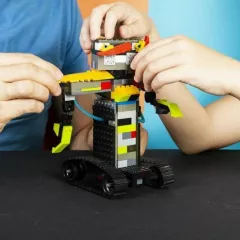 Робототехника и LEGO конструирование в КЦ "Зодчие" (Молодежная)