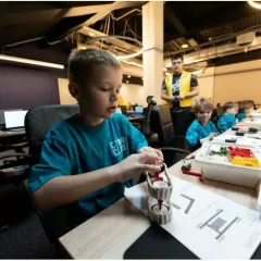 Курсы Lego WeDo в школе роботехники Cyber Class (Белорусская)