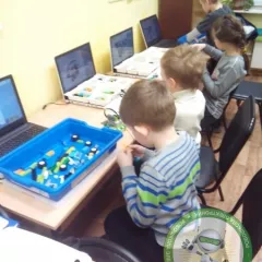 Первороботы Lego Wedo 2.0 в робошколе Электроник (ДС «Наши Дети»)