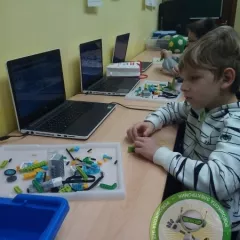 Первороботы Lego Wedo 2.0 в робошколе Электроник ("Familia Club")
