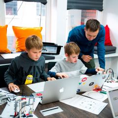 Курсы Lego EV3 в школе роботехники Cyber Class (Полежаевская)