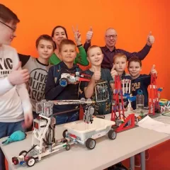 Роботехника Lego WeDo и EV3 в учебном центре Совенок (Некрасовка-1)