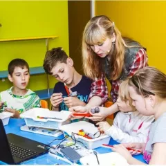Курс "Город роботов" от студии робототехники «Роботекс» (Улица Академика Янгеля)