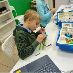 Курсы Lego Wedo 2.0 в школе Alpha-Code (Smile Fish - Университет)