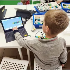 Курсы Lego Wedo 2.0 в школе Alpha-Code (Smile Fish - Баррикадная)