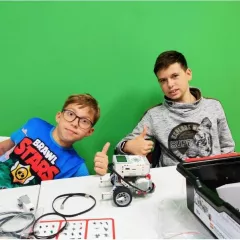 Курсы Lego Mindstorms EV3  в школе Alpha-Code (Lancman School - Багратионовская)