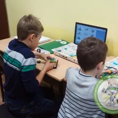Робототехника на базе конструктора Lego Wedo 2.0 в робошколе Электроник (Центр «Библиотека 145»)