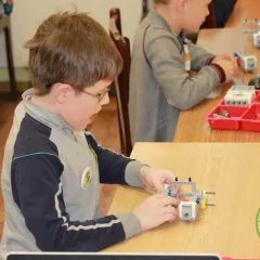Робототехника 1.0 на Lego Mindstorms EV3 в робошколе Электроник ("Familia Club")