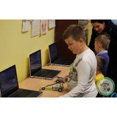 Робототехника на базе конструктора Lego Wedo 2.0 в робошколе Электроник ("Familia Club")