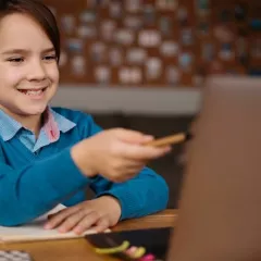 Создание 2D-игр на Python в школе Codemika (Онлайн)