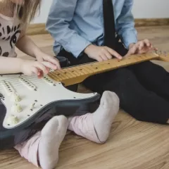 Курс "В мире Музыки" в школе School Inter (Онлайн)