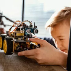 Робототехника на базе Lego WEDO 2.0 Робошкола "Электроник" (Орехово - ул. Домодедовская, д.1., к.1)