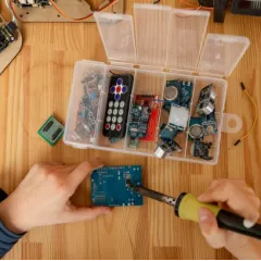 Робототехника на базе Lego WEDO 2.0 Робошкола "Электроник" (Красногвардейская)