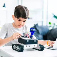 Первороботы на базе конструктора Lego Wedo 2.0 Робошкола "Электроник" (Орехово - Шипиловский проезд, д. 39, корп. 2)