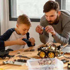 Первороботы на базе конструктора Lego Wedo 2.0 Робошкола "Электроник" (Орехово - ул. Маршала Захарова, д.6, корп.3)