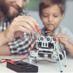 Первороботы на базе конструктора Lego Wedo 2.0 Робошкола "Электроник" (Улица Академика Янгеля - Чертановская улица, д.41, к.3)