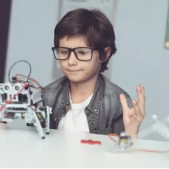 Робототехника на базе Lego WEDO 2.0 Робошкола "Электроник" (Улица Академика Янгеля - ул. Чертановская, д.66, к.4)