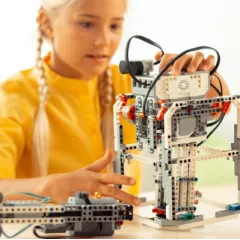 Робототехника на базе Lego WEDO 2.0 Робошкола "Электроник" (Павелецкая)