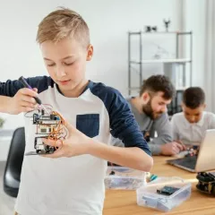 РОБОТОТЕХНИКА WEDO Инжинириум МГТУ им. Н.Э. Баумана (Юго-Западная)
