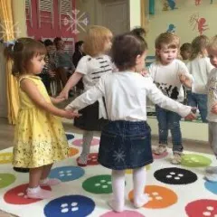 Раннее развитие для детей 1 года до 3 лет. Детский клуб ПослушАЙка