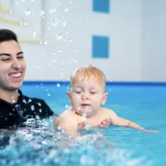 Плавание в центре Мама, я плыву! г. Королёв