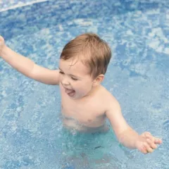 Плавание в бассейне Aqua Baby Club пос.Отрадное