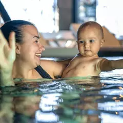 Грудничковое плавание в Акваклассе м. ВДНХ