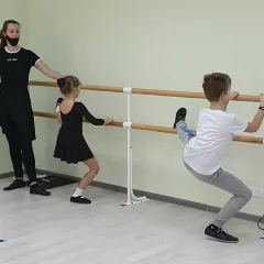Классическая хореография в школе Viva La Danza (Академическая)