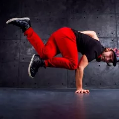 Breaking Kids в школе New York Dance Studio (Нагорная)