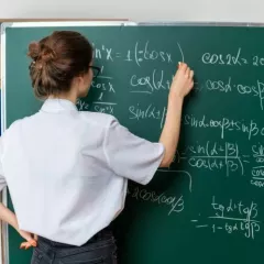 Подготовка к ЕГЭ по математике в IQ центре (Бибирево)