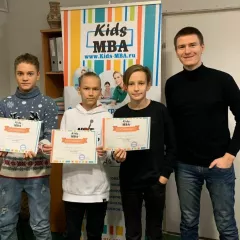 Финансовая грамотность и первый стартап в бизнес-школе Kids MBA (Полянка)