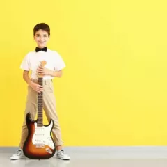 Бас-гитара в школе ArbatGuitar (Достоевская)