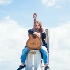 Гитара в школе First music family (Чистые пруды)