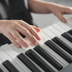 Фортепиано в школе "Красный Химик" (Сокольники)