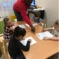 Английский язык в клубе Детство (Новые Черемушки)