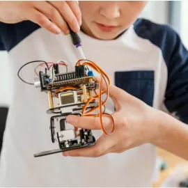 Перворобот WeDo в Чудо-школе Умница (Первомайская)