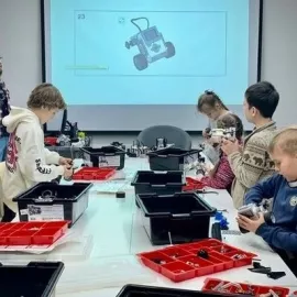Scratch программирование в центре Квентин Дети (Онлайн)