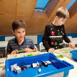 Курсы Lego Mindstorms EV3  в школе Alpha-Code (Lancman School Дубровка)