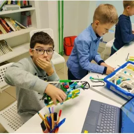 Курсы Lego Wedo 2.0 в школе Alpha-Code (Lancman School - Бутово)