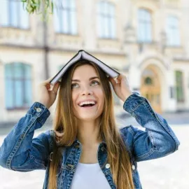 Подготовка к ЕГЭ по обществознанию в школе Maximum Education (Онлайн)
