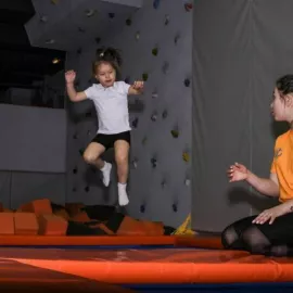 Гимнастика для малышей в клубе JOYGYM (Красногорск)