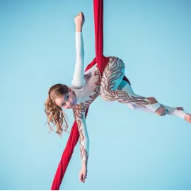 Воздушная гимнастика в клубе JOYGYM (Тушинская)