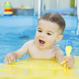 Плавание в бассейне  Aqua Baby Club г.Красногорск ул.Народного Ополчения