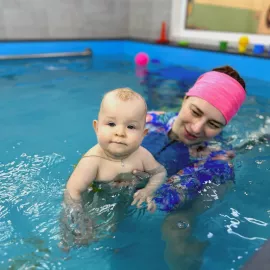 Грудничковое и раннее плавание в Sweet Baby Swim