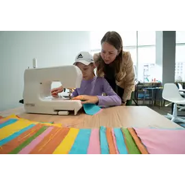 Курсы кройки и шитья для детей "лАвр" Челябинск, ул. Курчатова 11